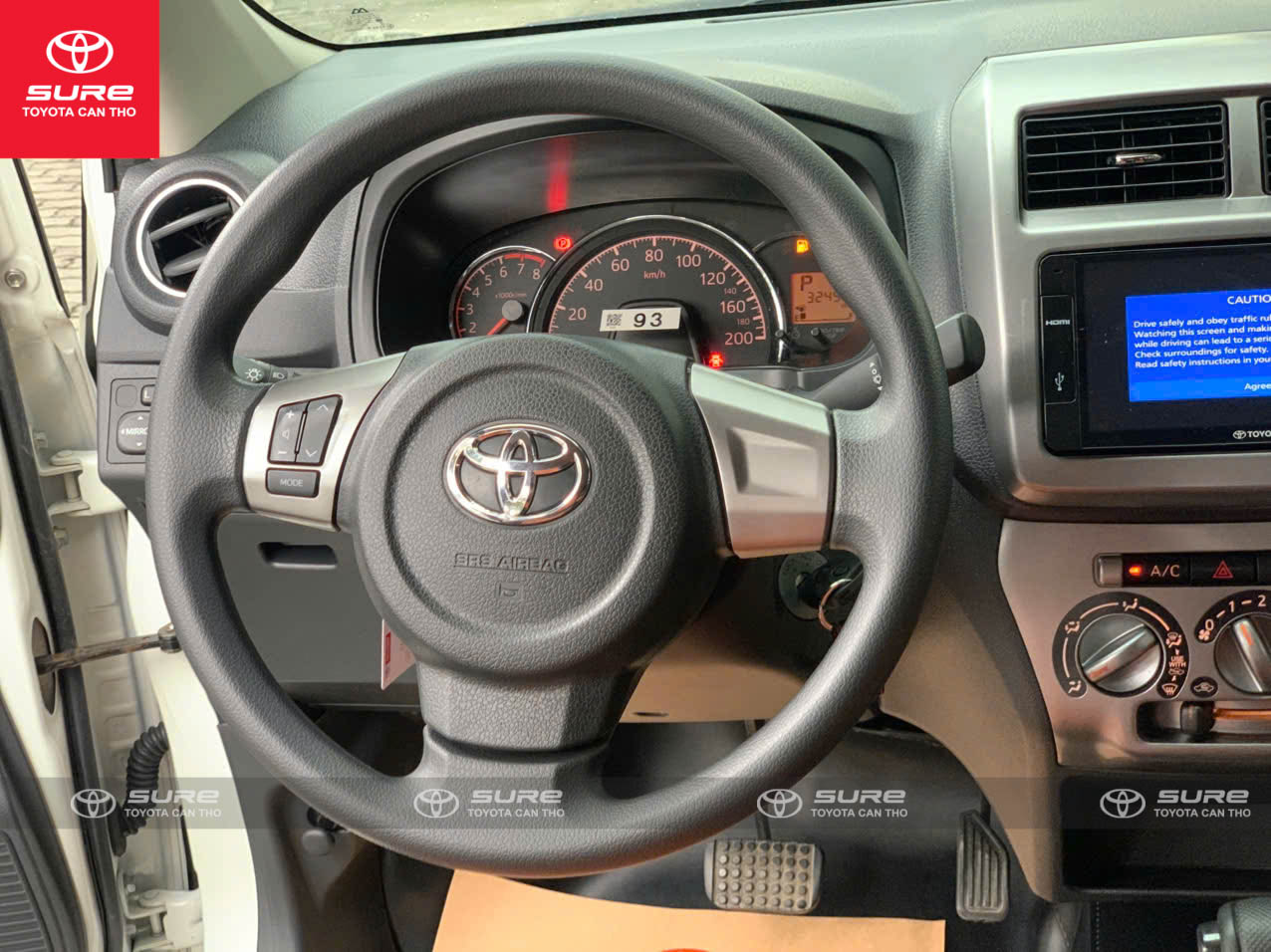 z7162623010974_b7cc6dd2498f9f896ee139a45c991f14