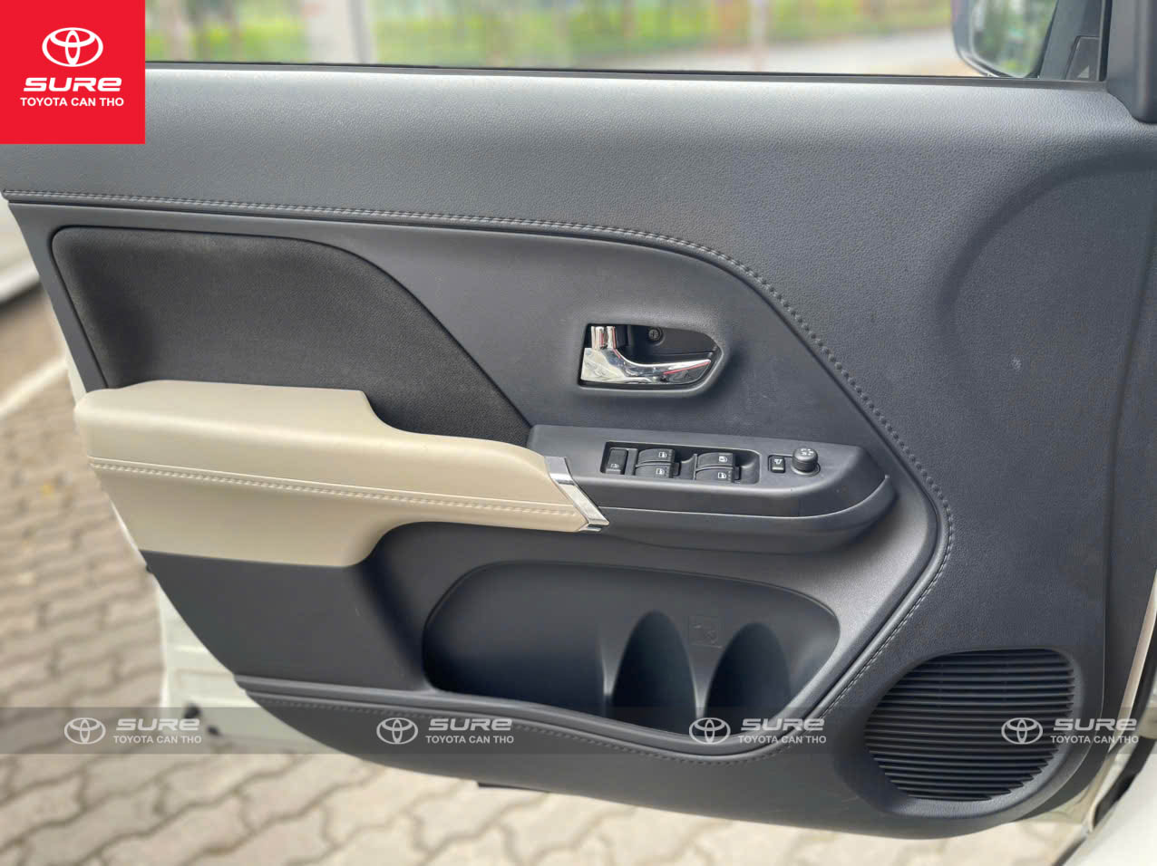 z7251100106152_756266d6cacd00646a6e61831424aa72