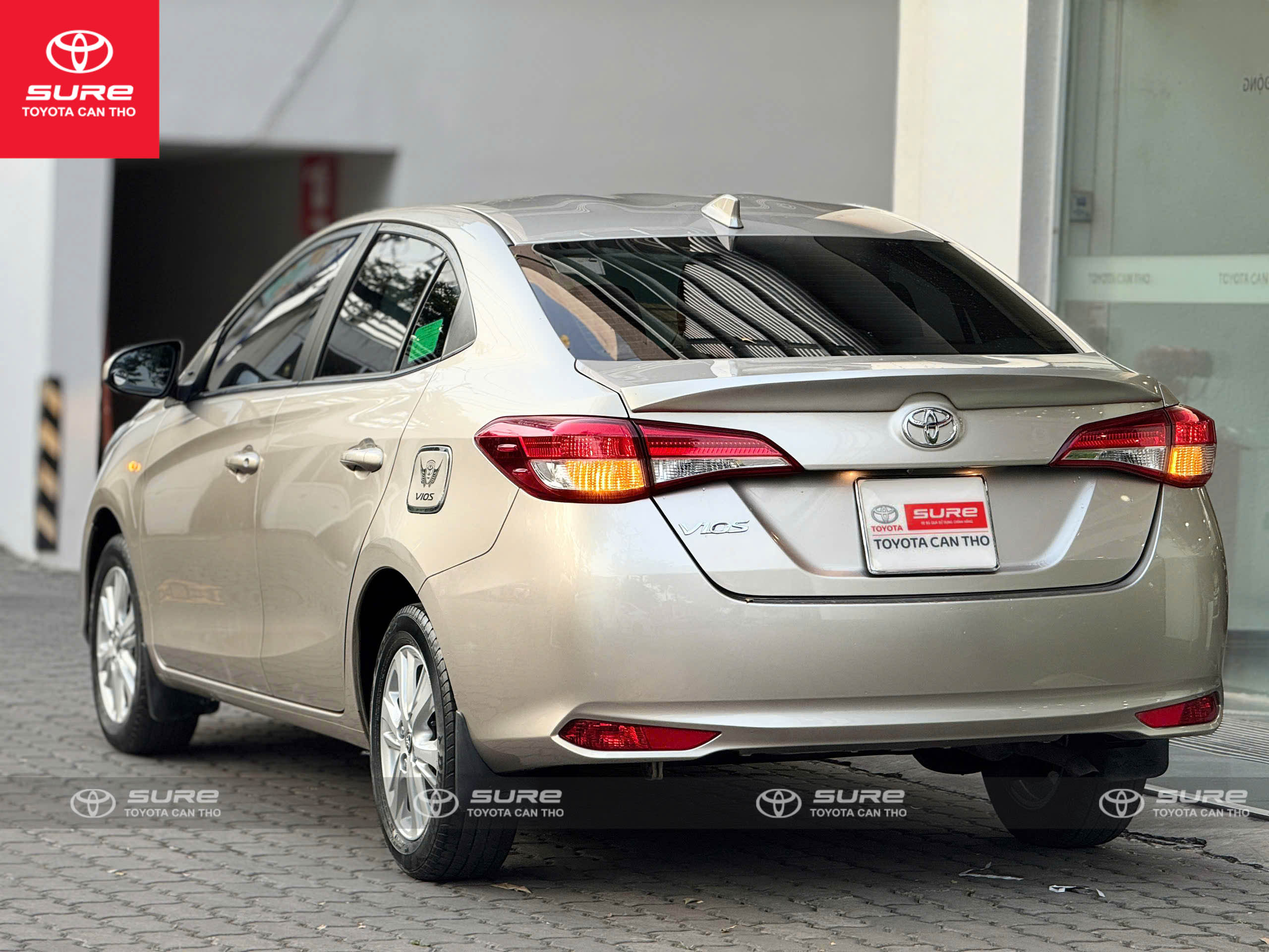 z7349011360894_074a0ca73a01566fbb02e3fe68a49800